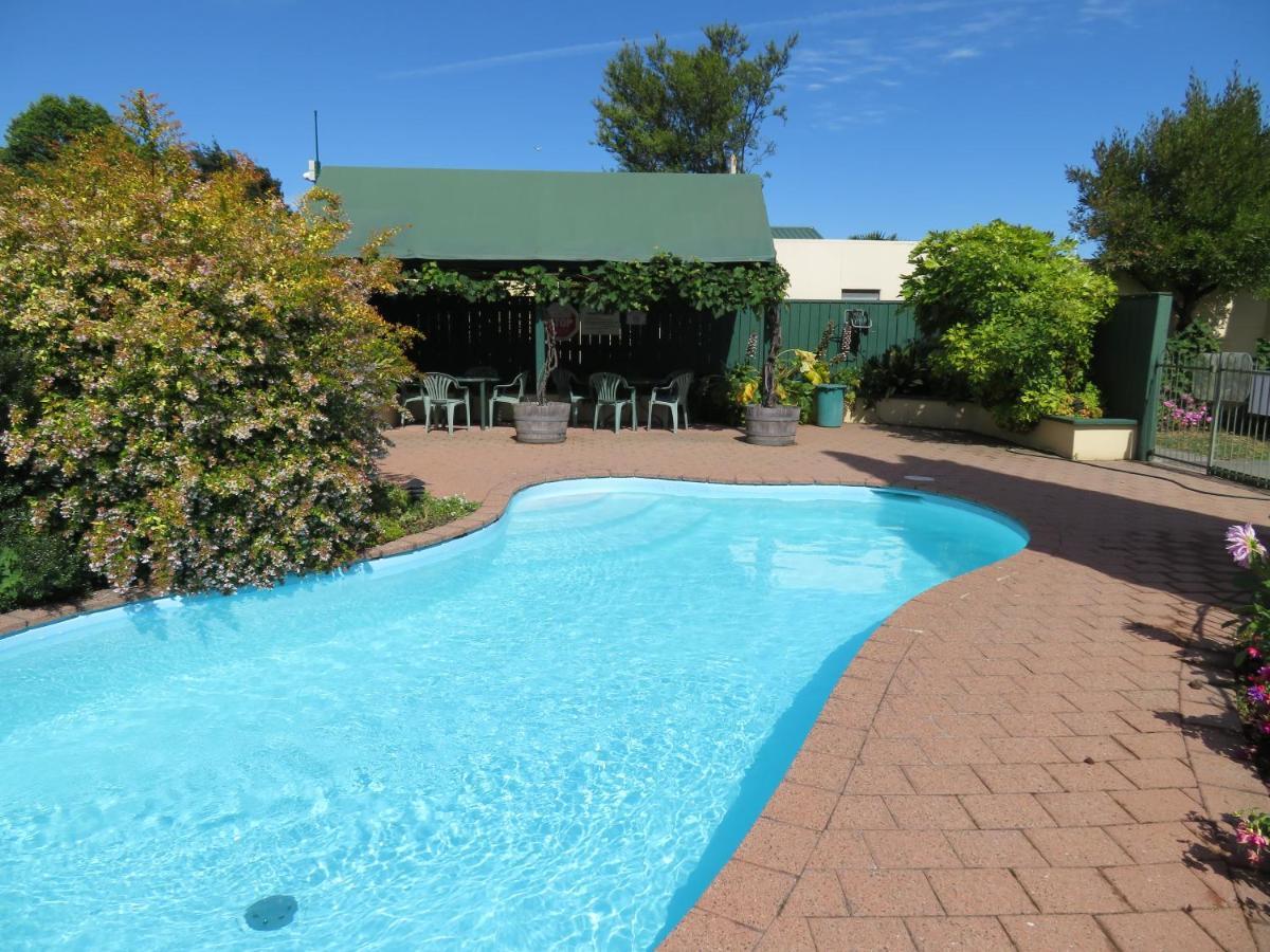 Commodore Court Motel Blenheim Extérieur photo