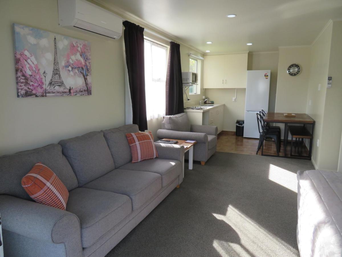 Commodore Court Motel Blenheim Extérieur photo